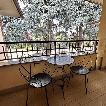 Casa Di Lillo Apartment เมราเต ภายนอก รูปภาพ