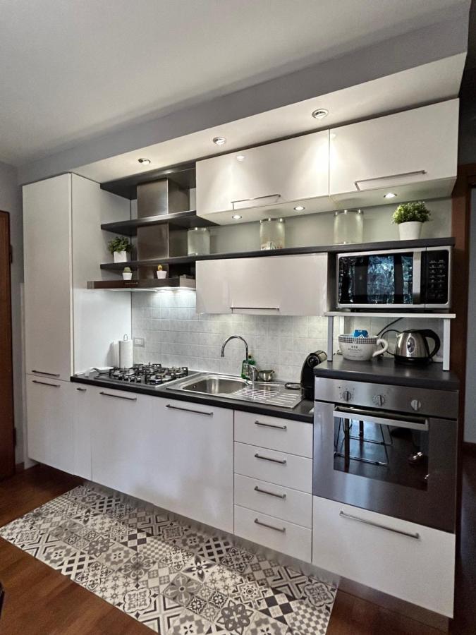 Casa Di Lillo Apartment เมราเต ภายนอก รูปภาพ