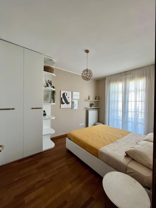 Casa Di Lillo Apartment เมราเต ภายนอก รูปภาพ