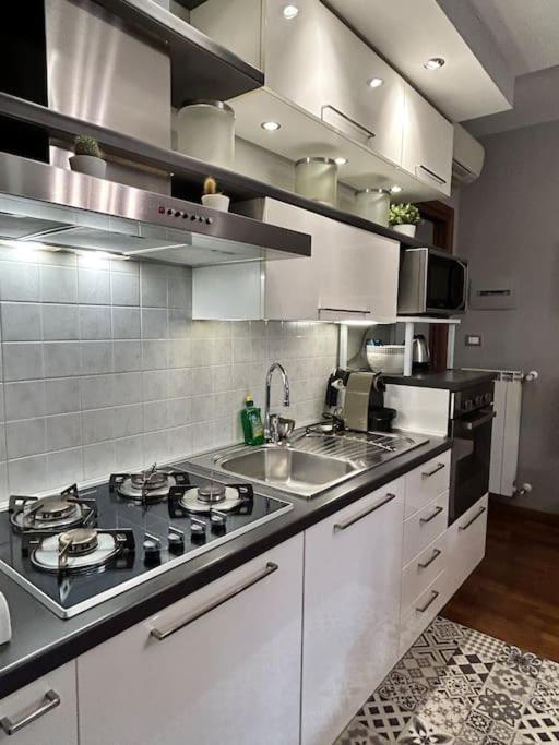 Casa Di Lillo Apartment เมราเต ภายนอก รูปภาพ