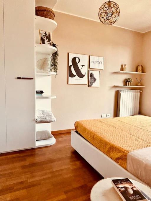 Casa Di Lillo Apartment เมราเต ภายนอก รูปภาพ